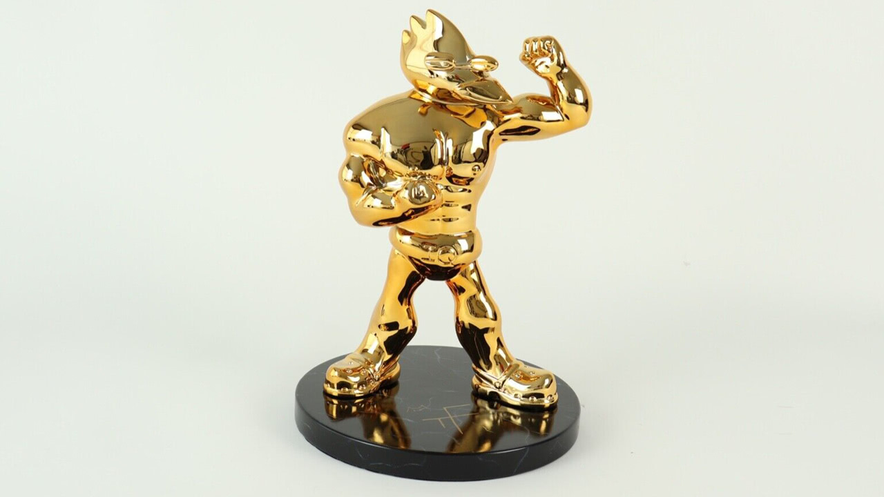 でっかい!黄金のバードリー像